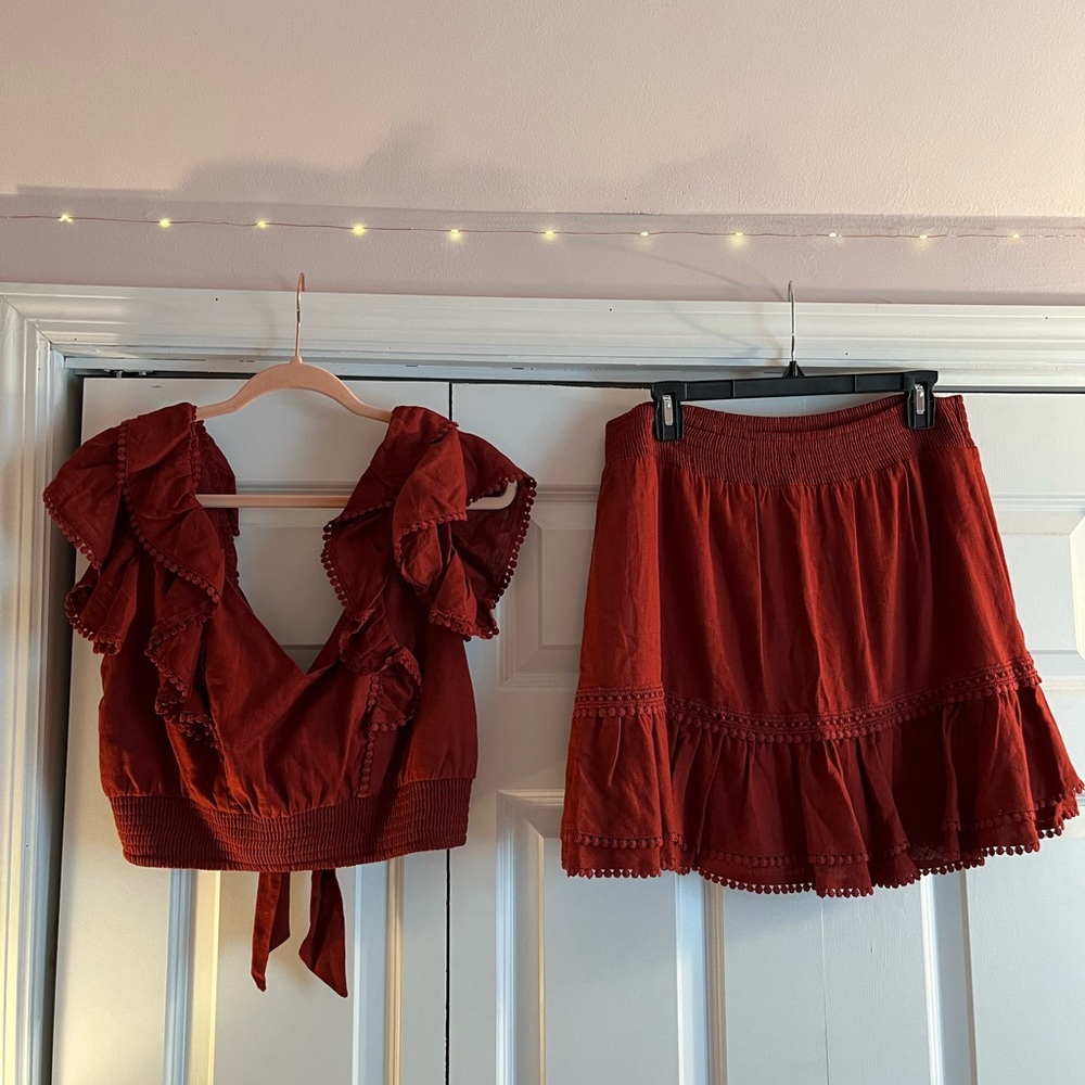 Express Matching Set - Crop Top and Skirt